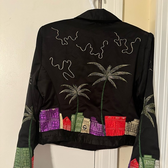 Vintage Tunique jacket with beautiful embroidery - Picture 2 of 9